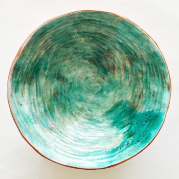 Ceramic bowl with blue painting insid