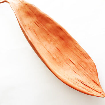 long terracotta leaf bowl